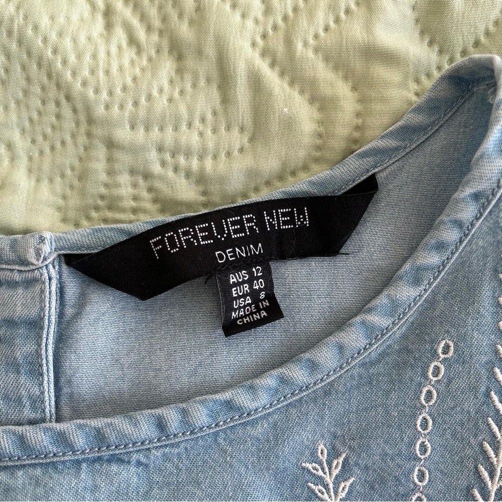 Forever New Blue Denim-like & Lace Top Size 12 - Picture 5 of 7